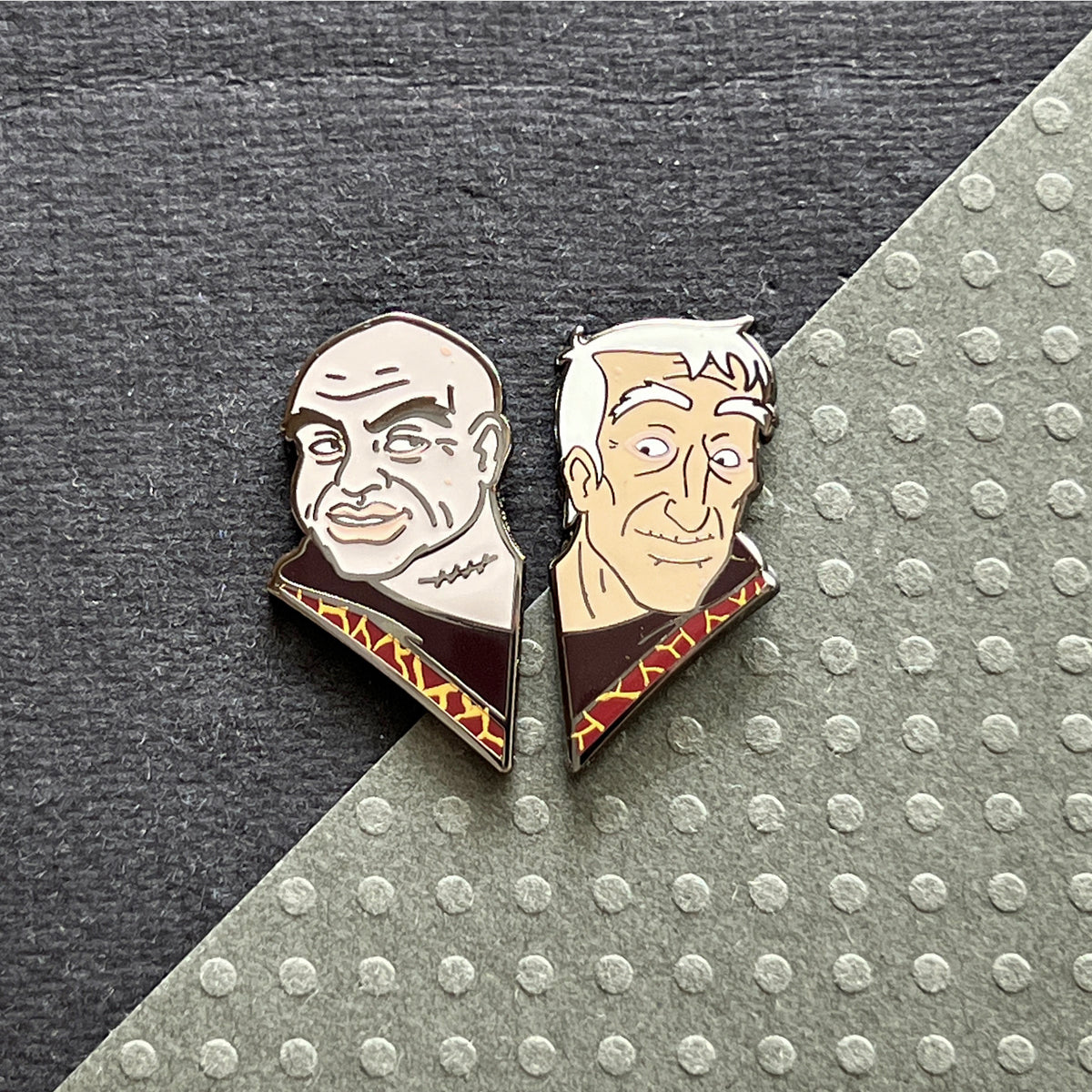 'Two Heads Are Better' PinPals 2Pin Set (Adventure Siblings